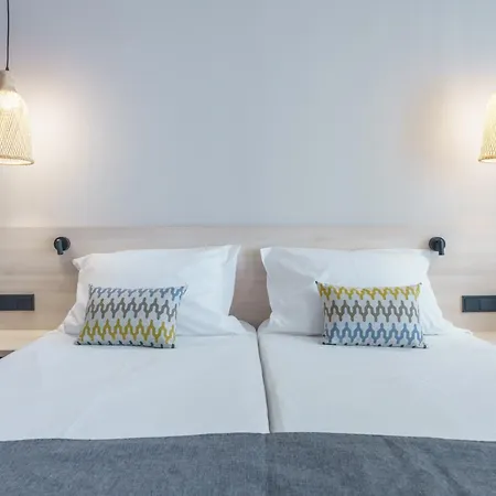 Dwo Les Palmeres Отель Калелья