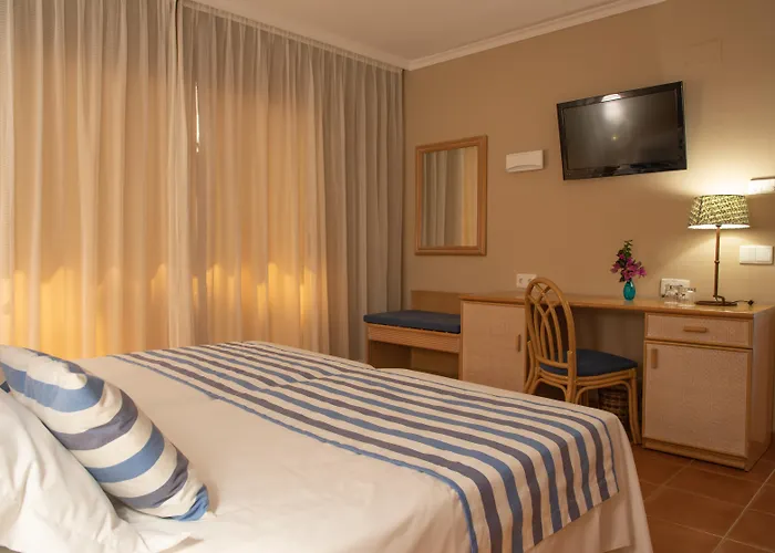 Dwo Les Palmeres Hotel