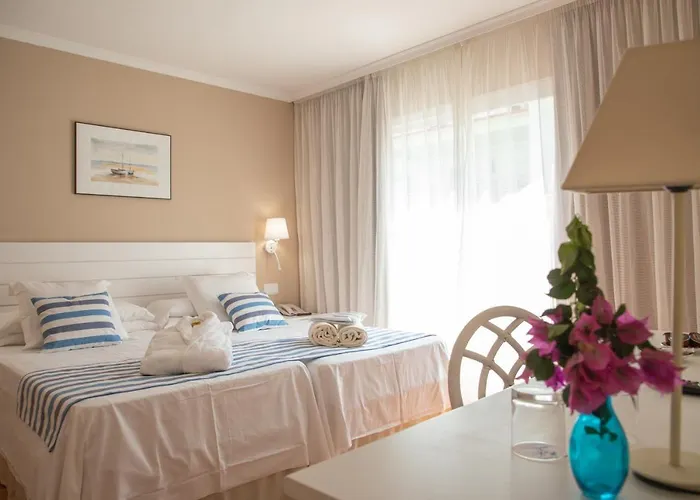 Dwo Les Palmeres Hotel