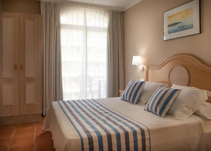 Dwo Les Palmeres Hotel 4*