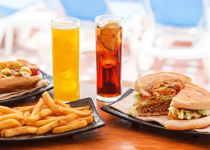 Отель Dwo Les Palmeres Калелья