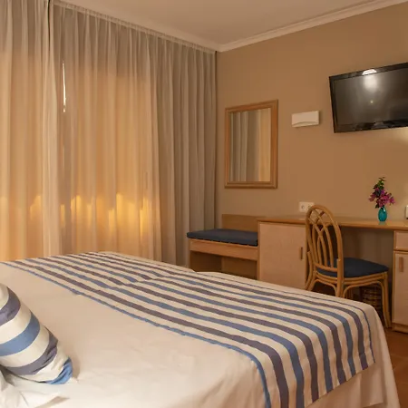 Dwo Les Palmeres 酒店